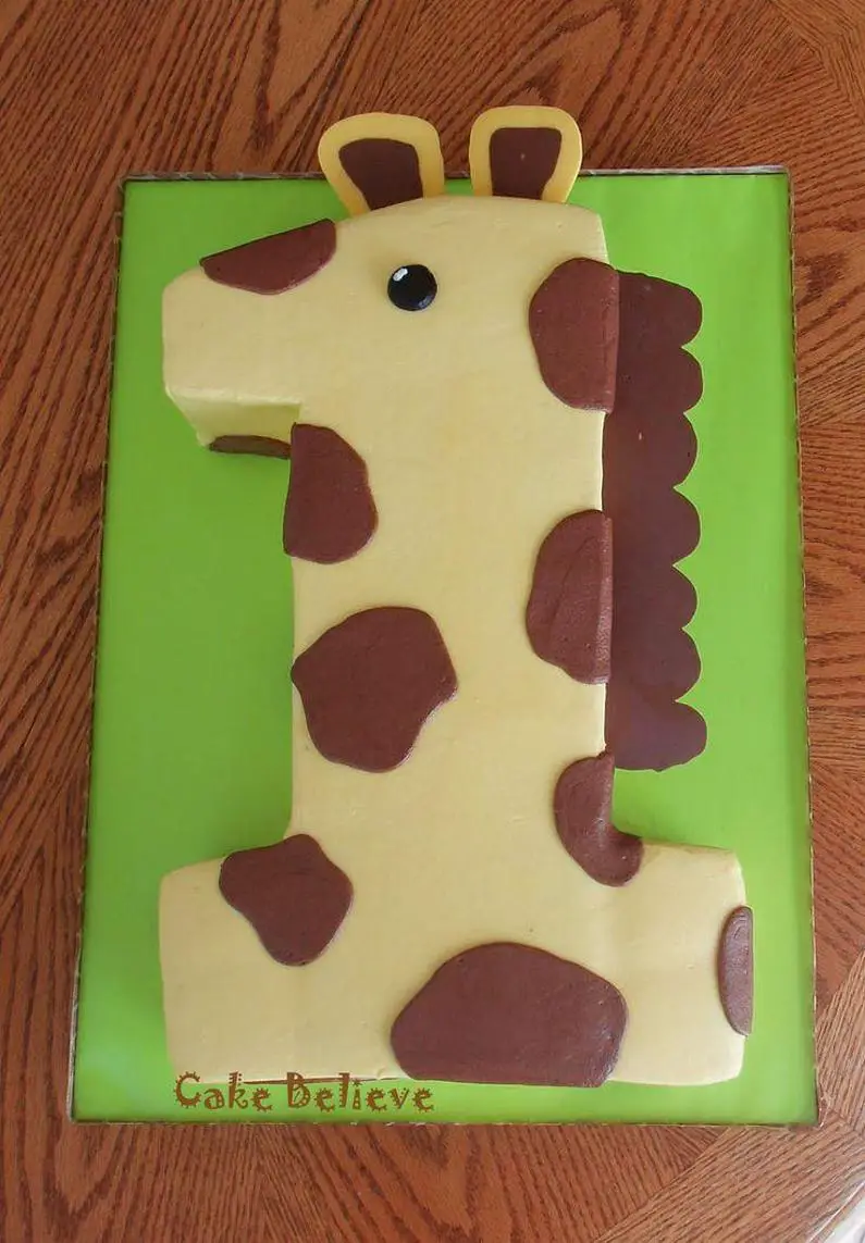 1st birthday giraffe cake