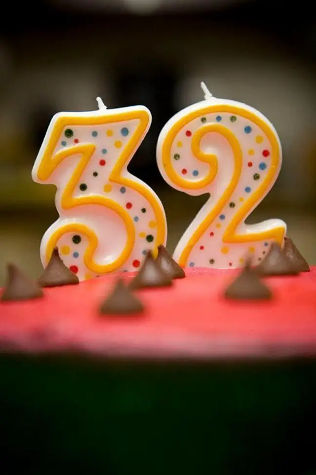 32 year old birthday cake