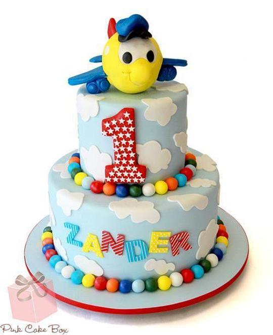 airplane themed birthday cake
