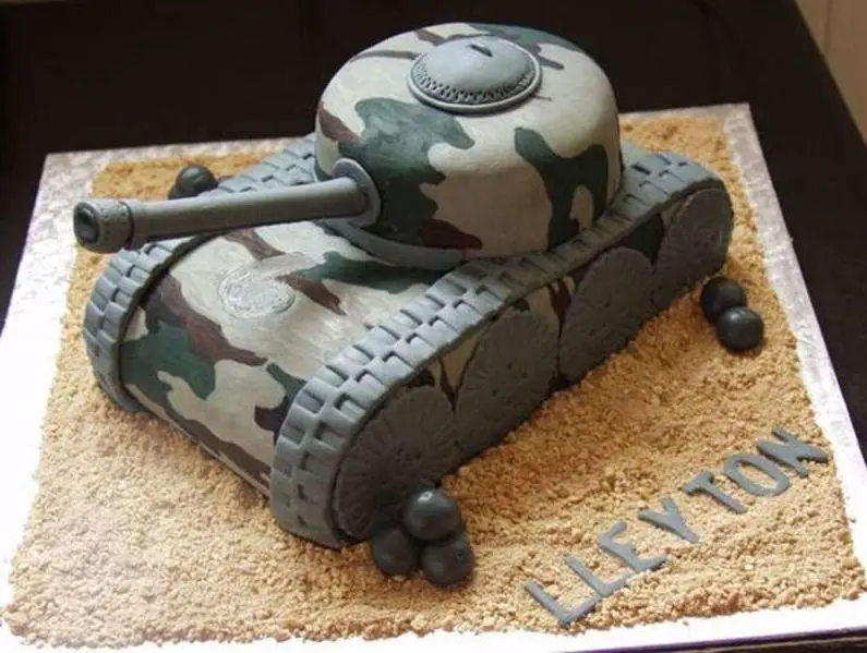 army tank birthday cakes