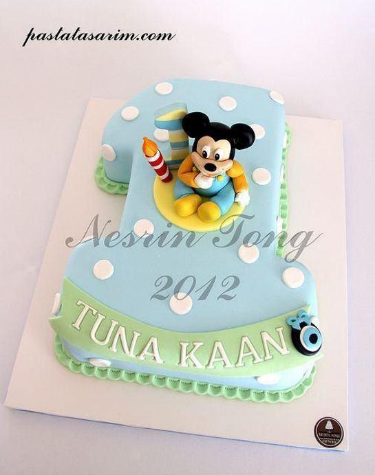 baby mickey mouse first birthday cake