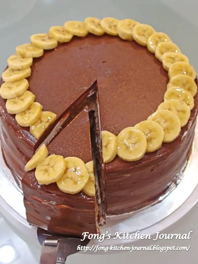 banana chocolate birthday cake