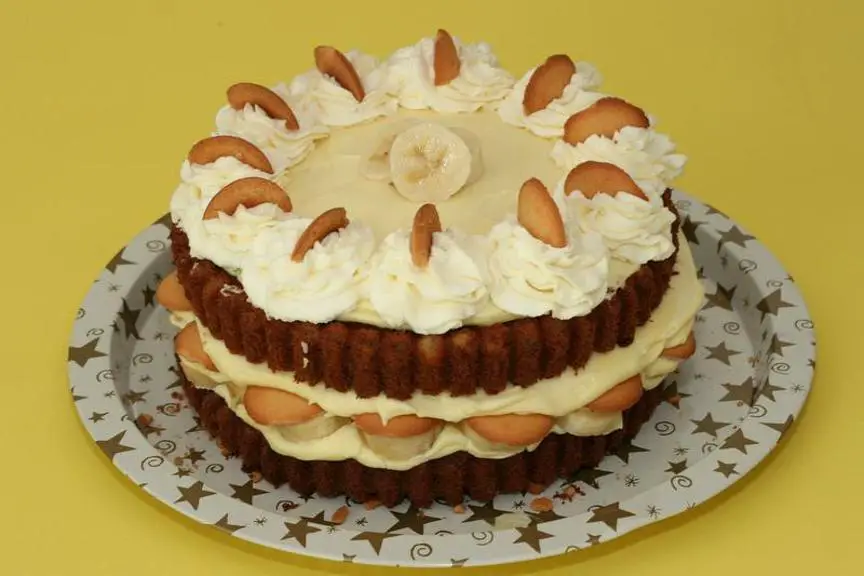 banana pudding birthday cake