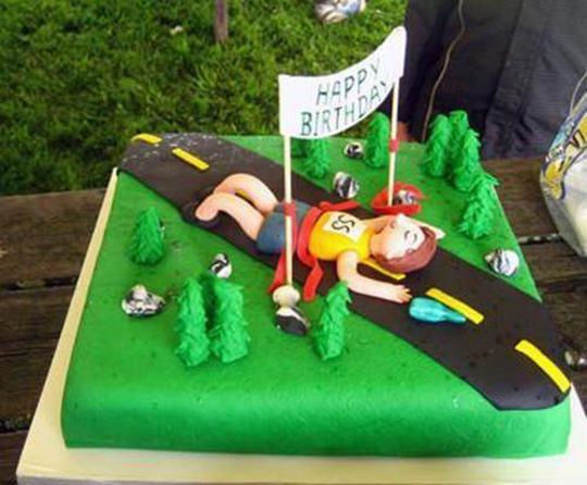 birthday cake for a runner