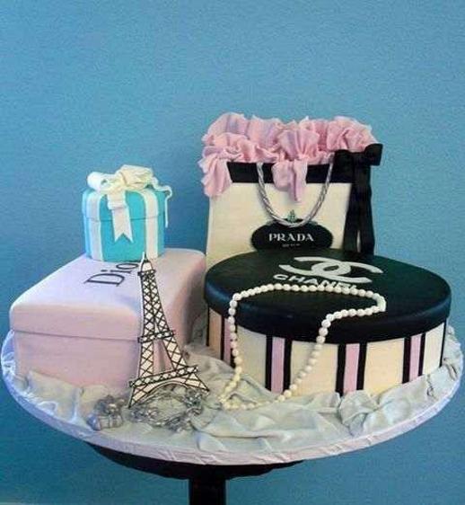 birthday cake for fashionista