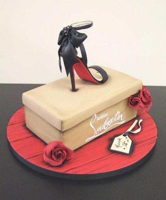 birthday cake for fashionista