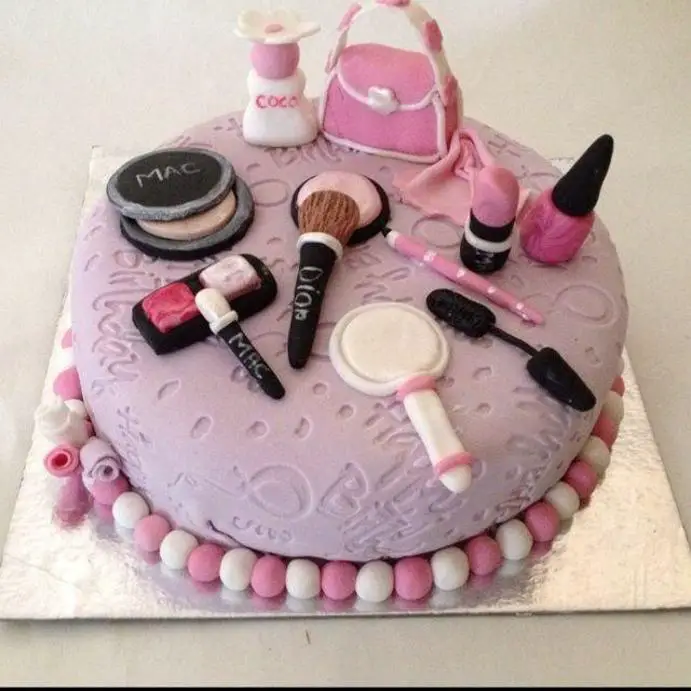 birthday cake ideas for 23 year olds