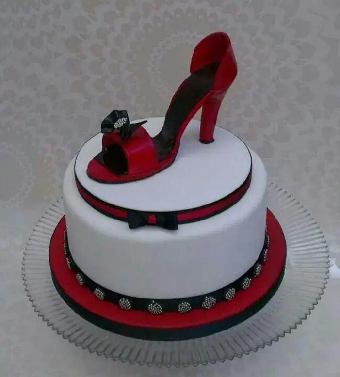 birthday cake with high heeled shoes