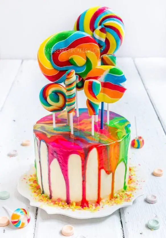 birthday cake with lollipops