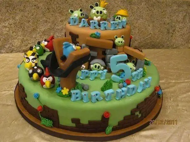 nice birthday cakes angry birds