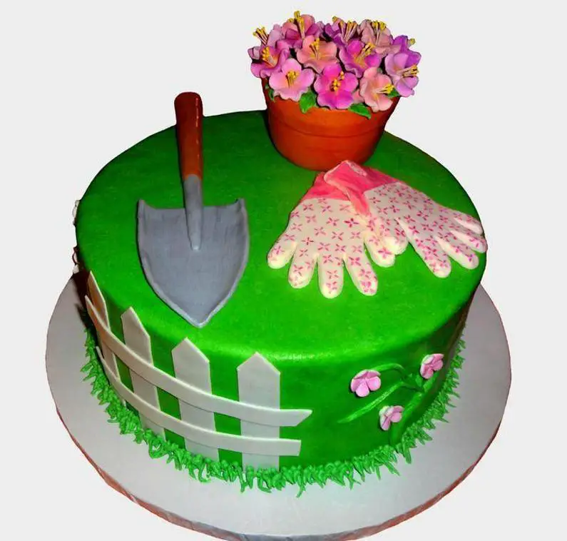 birthday cakes for gardeners