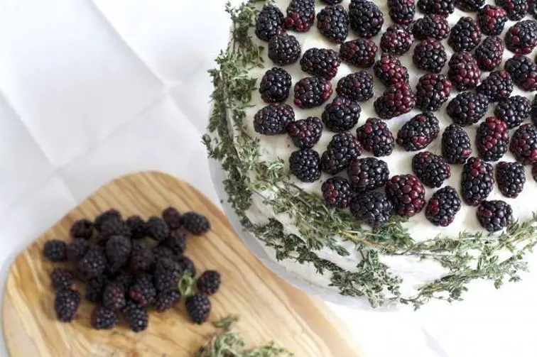 blackberry birthday cake