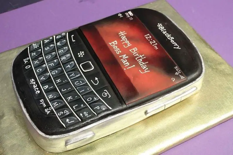 blackberry birthday cake