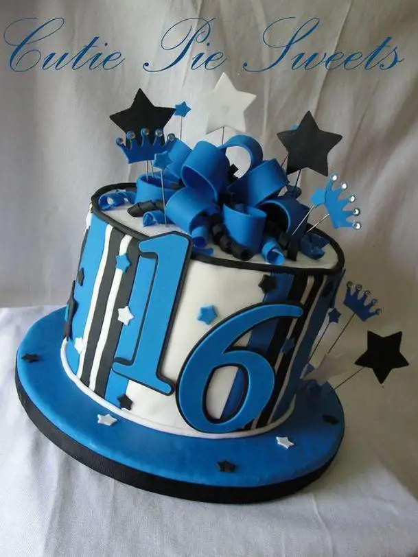 blue and white birthday cakes