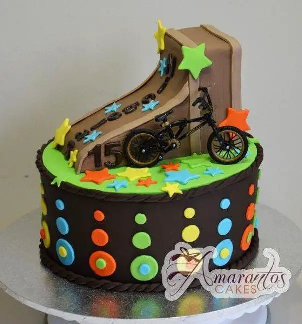 Bmx birthday cakes TheSmartCookieCook