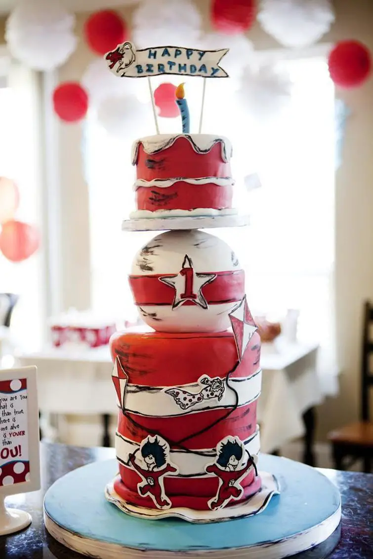 cat and the hat birthday cakes