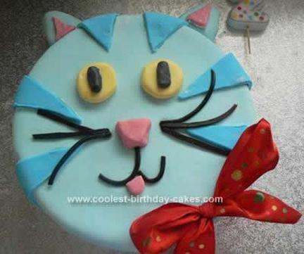 cat face birthday cake
