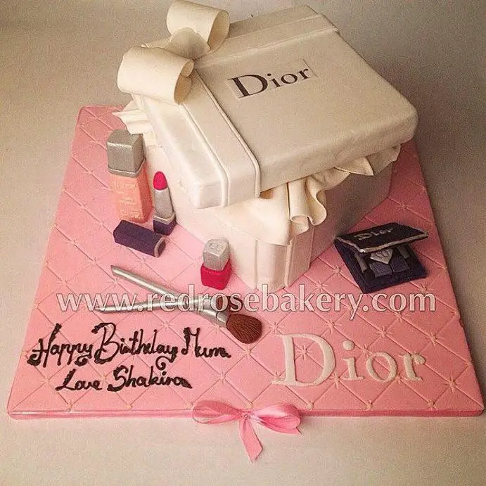 dior birthday cake