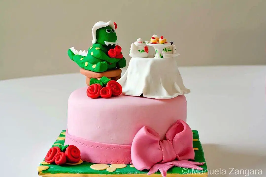dorothy the dinosaur birthday cake