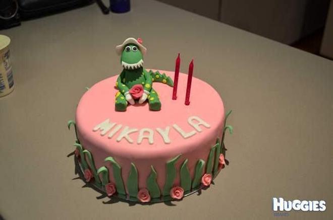 dorothy the dinosaur birthday cake