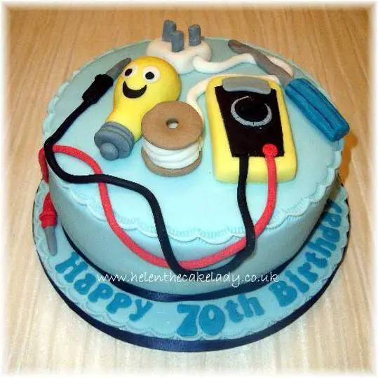 Electrician birthday cake - TheSmartCookieCook