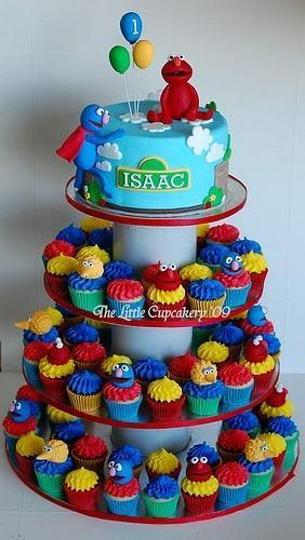 elmo themed birthday cake