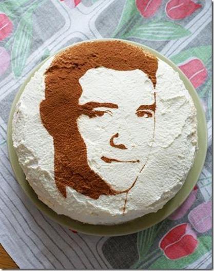 face birthday cake