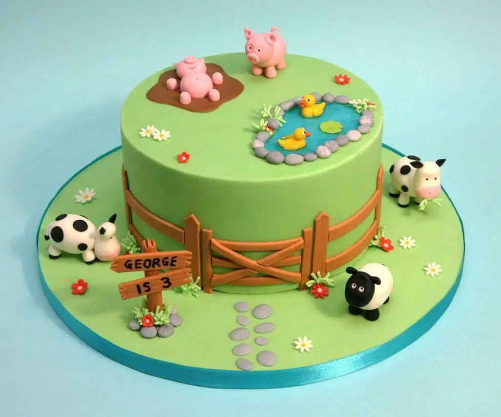 farmyard birthday cakes