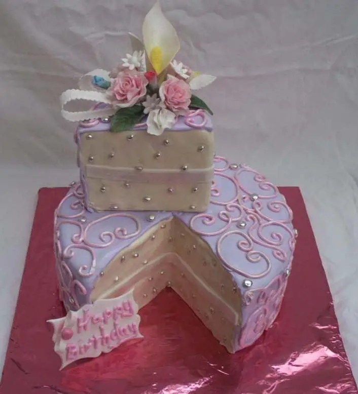 feminine birthday cakes