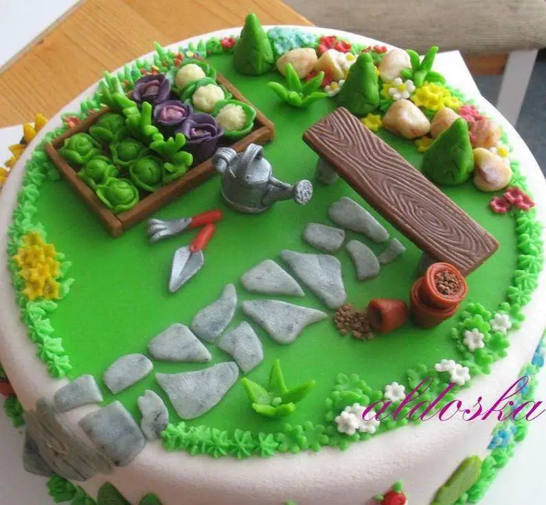 garden birthday cake ideas