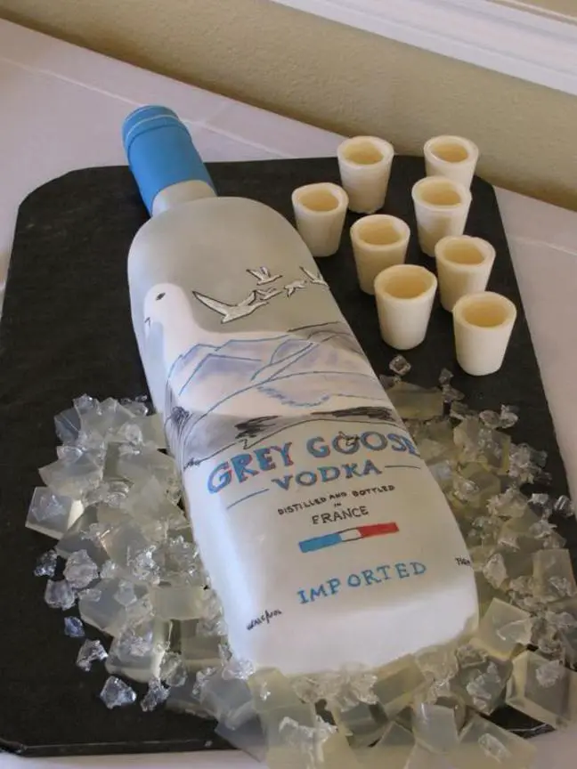 goose birthday cake