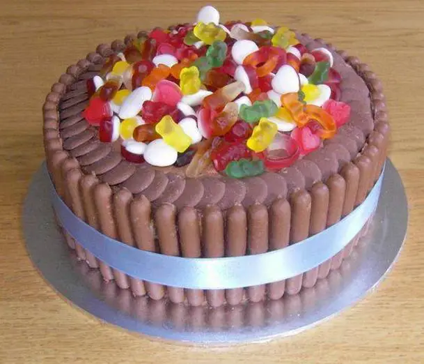 haribo birthday cake