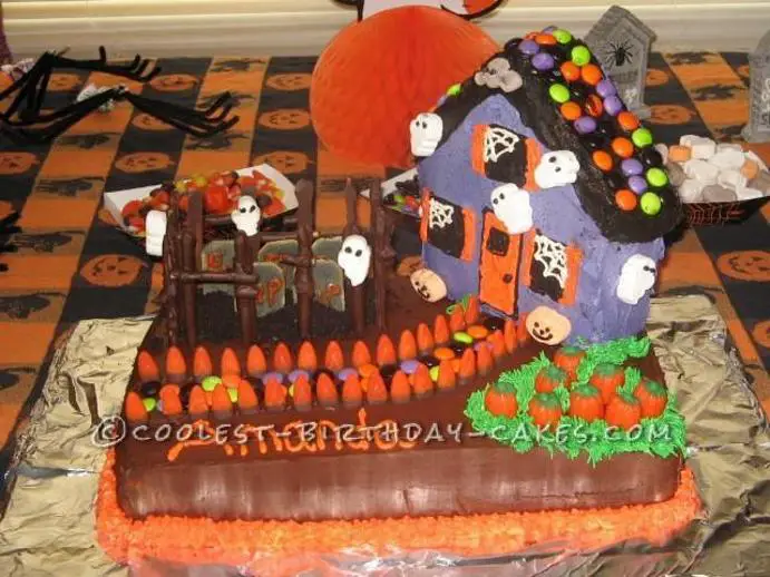 haunted house birthday cake