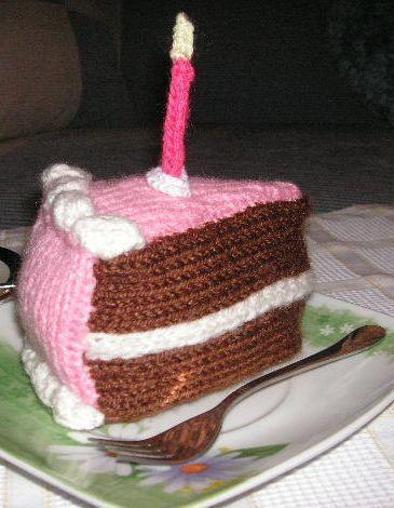 knitting birthday cake