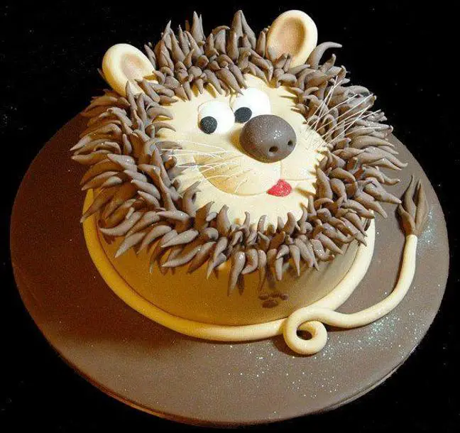 lion birthday cake