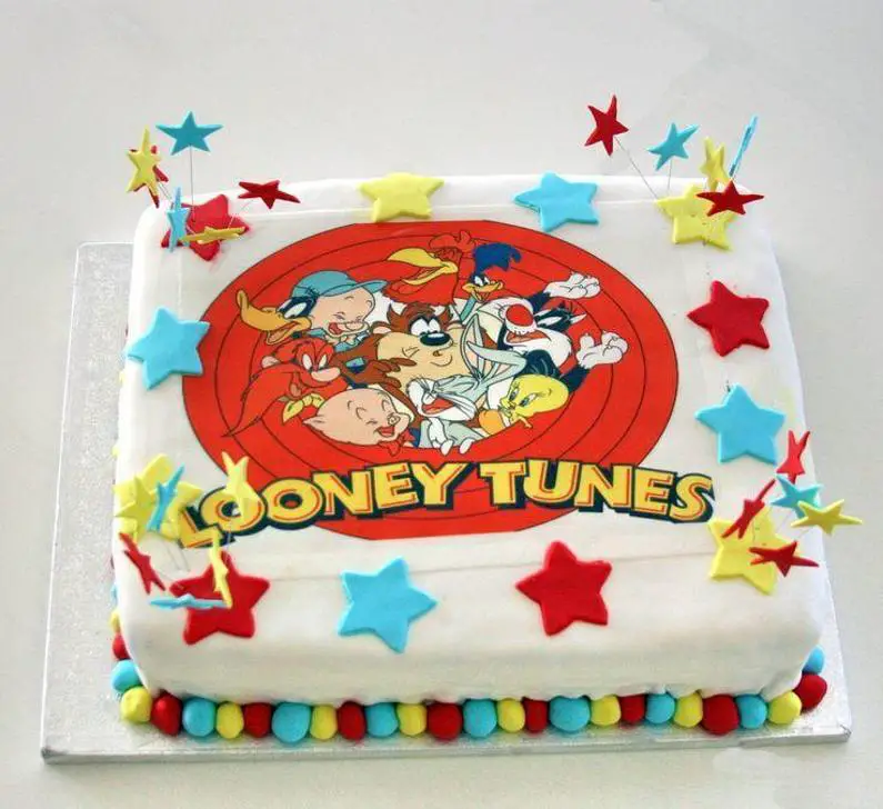 looney tunes birthday cakes
