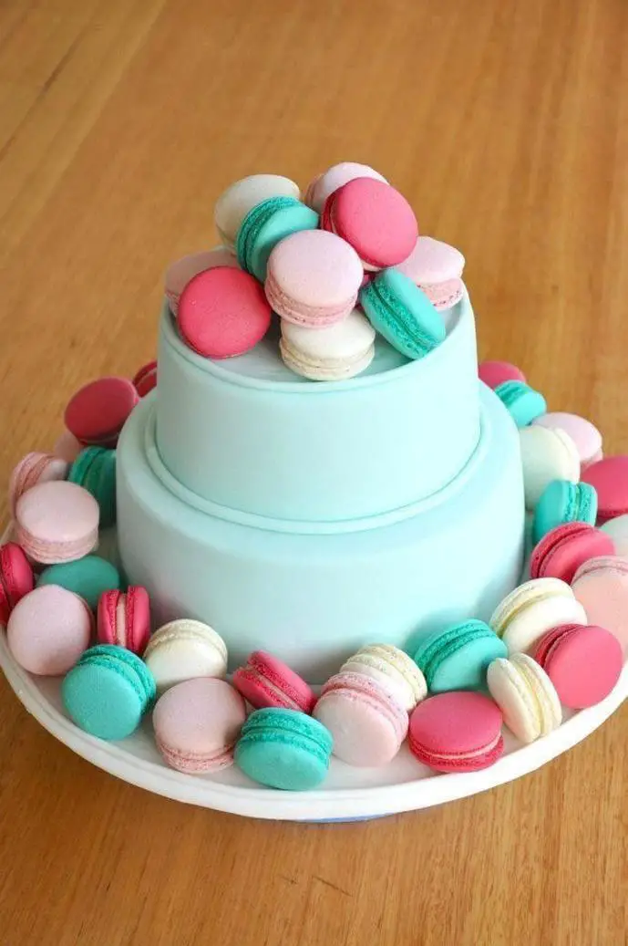 macaroon birthday cake