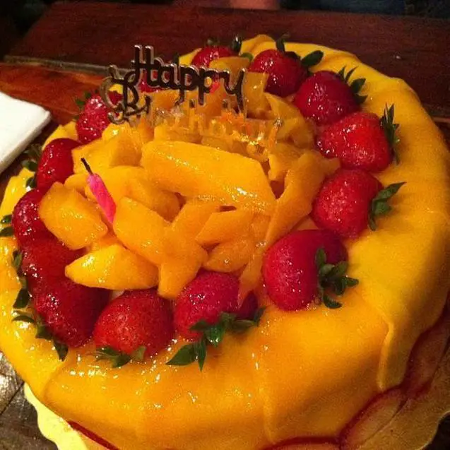 mango birthday cake