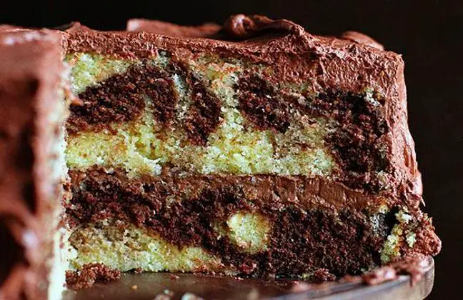 marble birthday cakes
