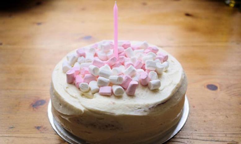 marshmallow birthday cake