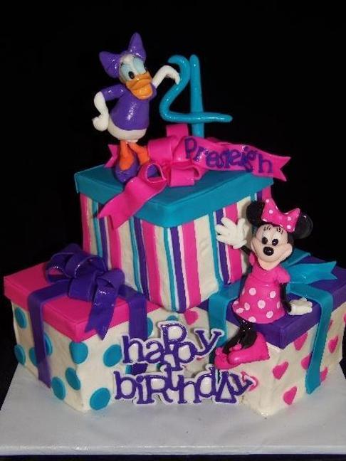 minnie mouse and daisy duck birthday cake