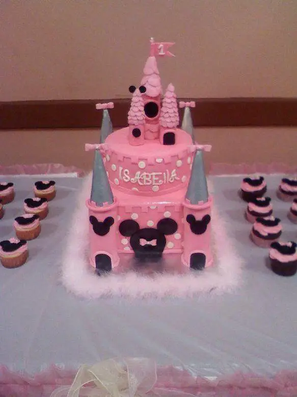 minnie mouse castle birthday cake