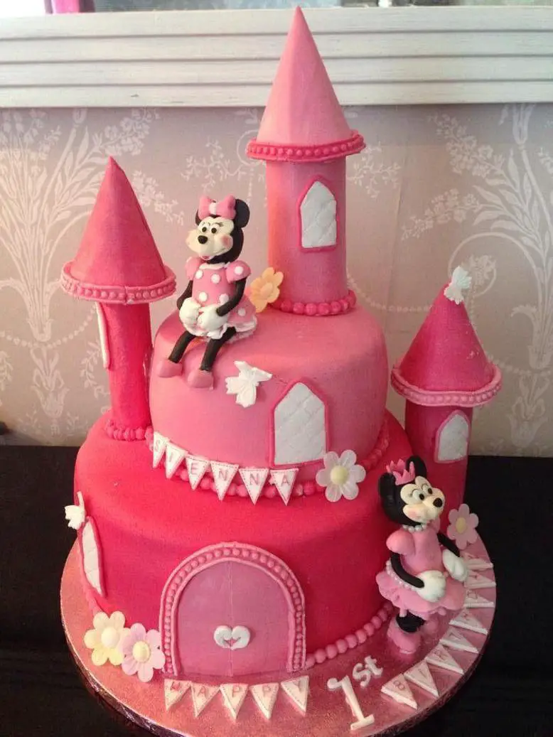 minnie mouse castle birthday cake