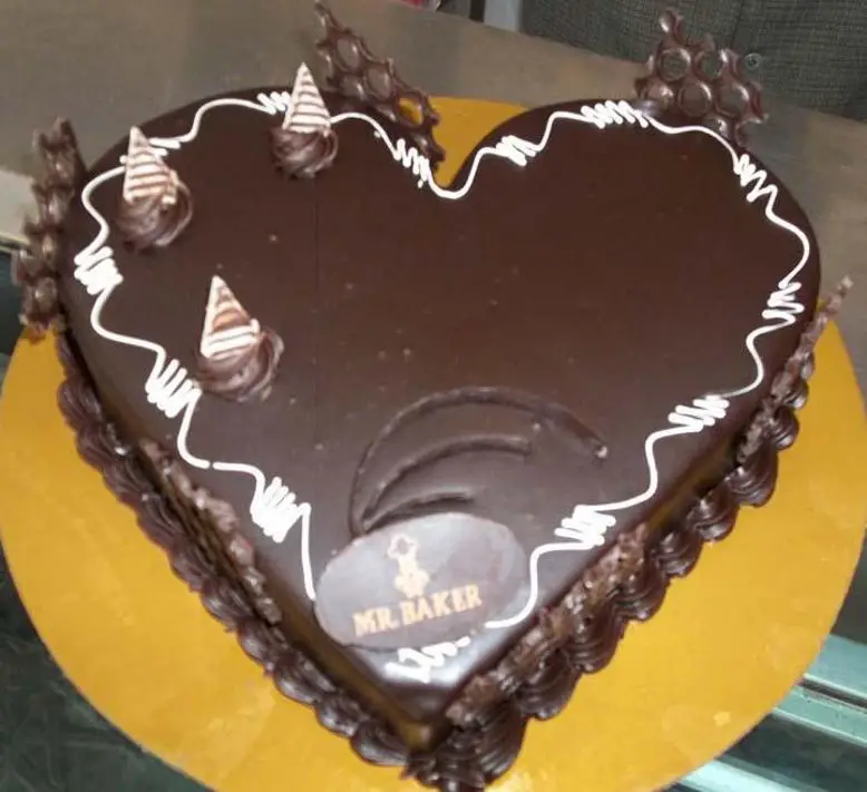 mister baker birthday cakes