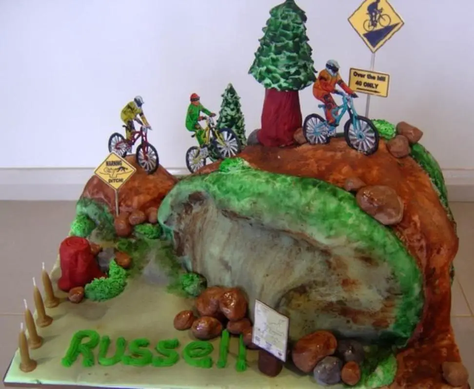 mountain bike birthday cake