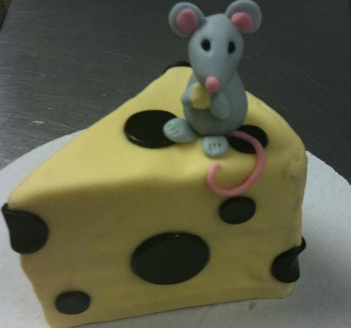 mouse birthday cake