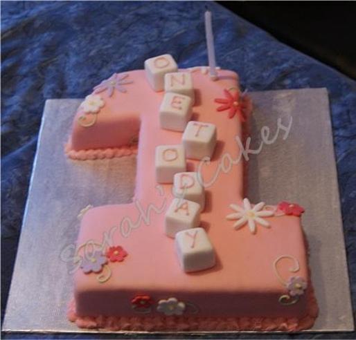 one shaped birthday cake