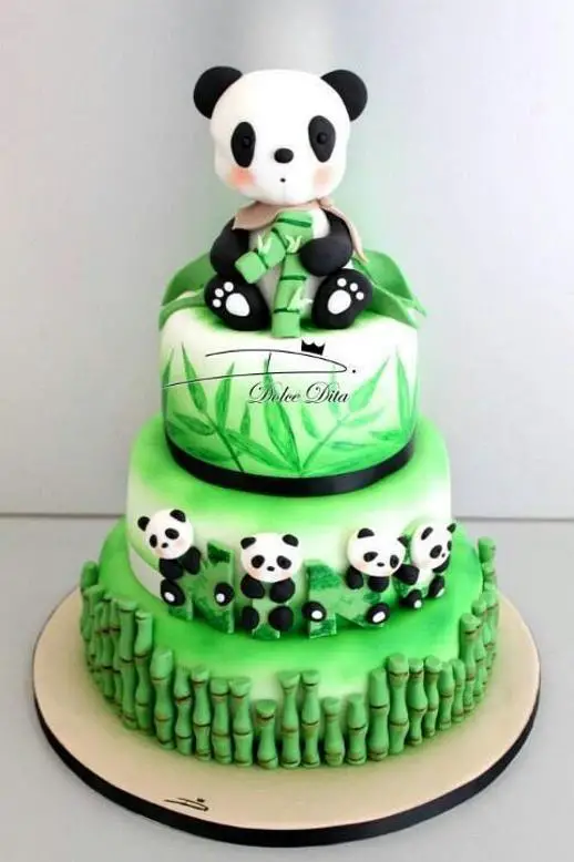 panda birthday cakes