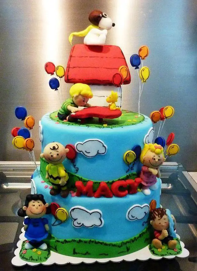 peanuts birthday cake