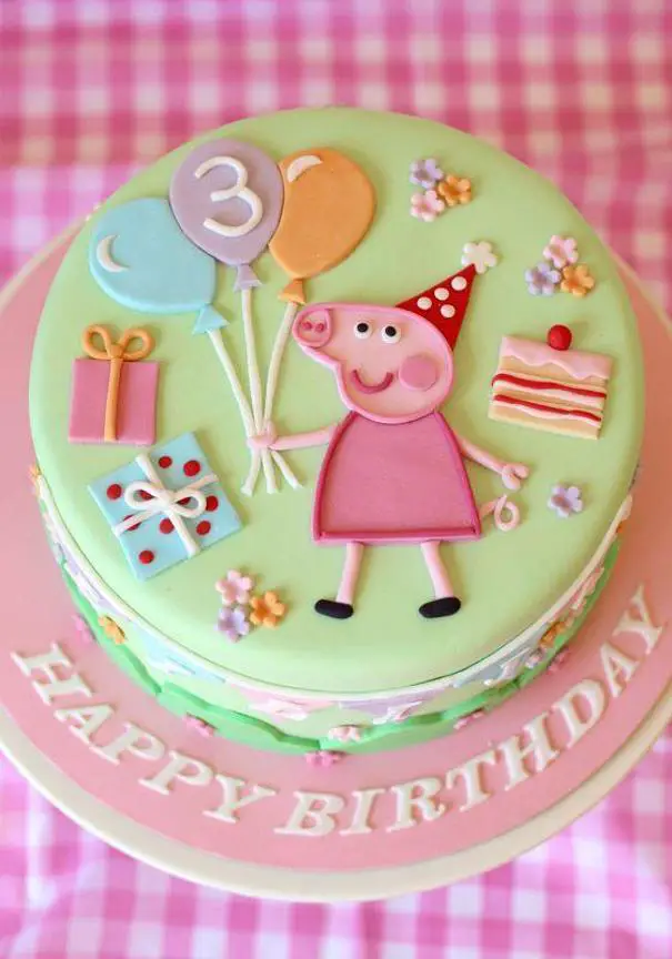 Peppa pig 3rd birthday cake - TheSmartCookieCook